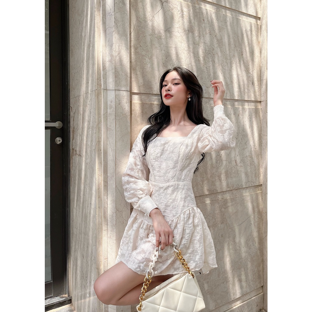 Đầm ngắn HEYBEE tay phồng, dáng Peplum với chất liệu vải tơ hoa xinh yêu - URBAN MEADOW DRESS HT719
