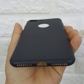 ỐP LƯNG IPHONE 8 plus SILICON VÂN CARBON CỰC ĐẸP