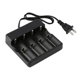 Sạc pin 3V7 4 cell