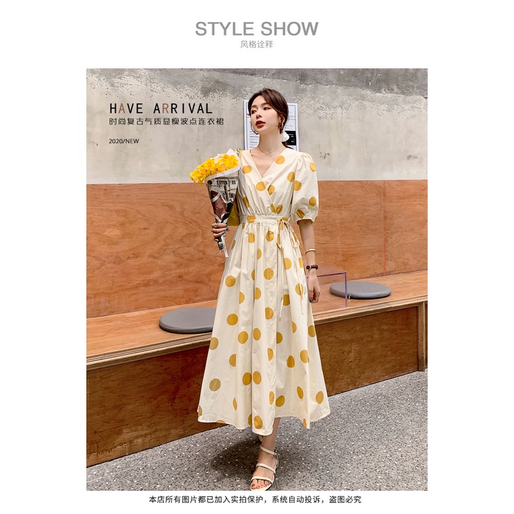 Đầm dài dáng chữ A họa tiết chấm bi thời trang Pháp 2022