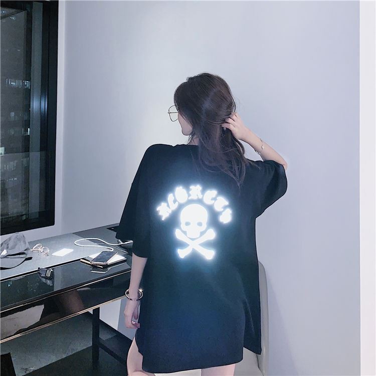 Áo Thun Phản Quang Tay Lỡ Unisex Nam Nữ Xương Chéo