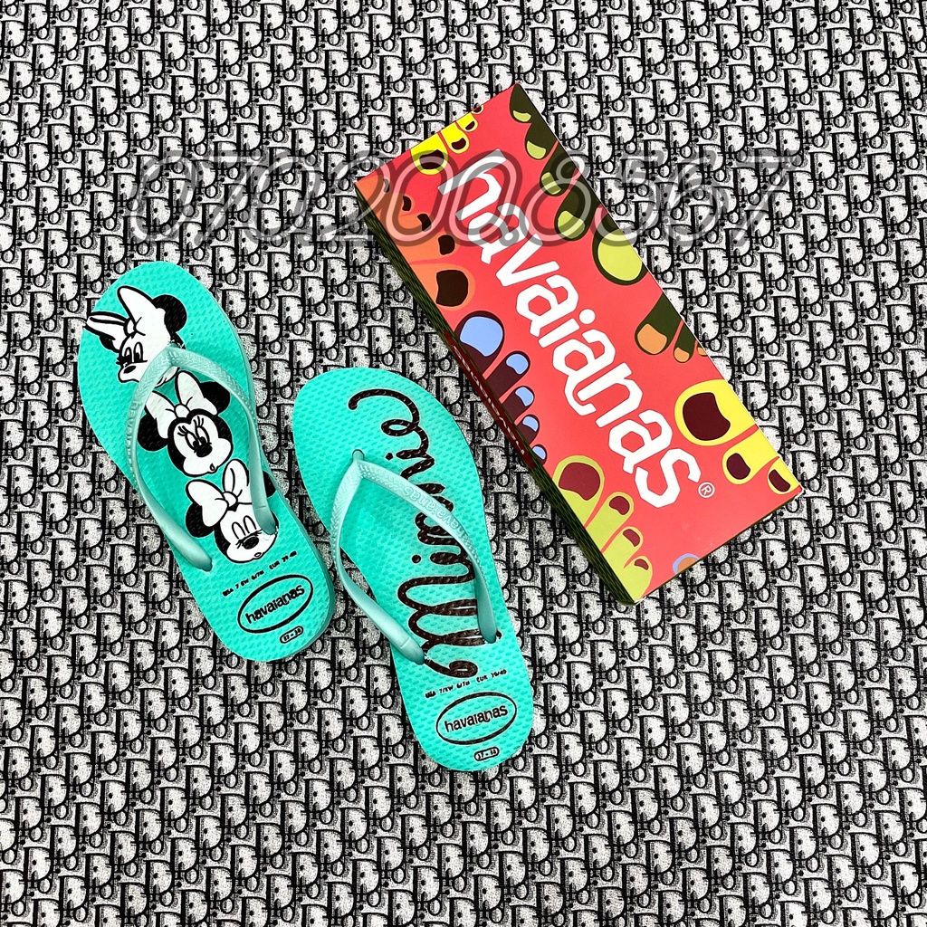 Dép xỏ ngón Havaianas nữ Mickey thời trang cá tính, nhiều màu lựa chọn phù hợp đi biển chống trơn trượt.