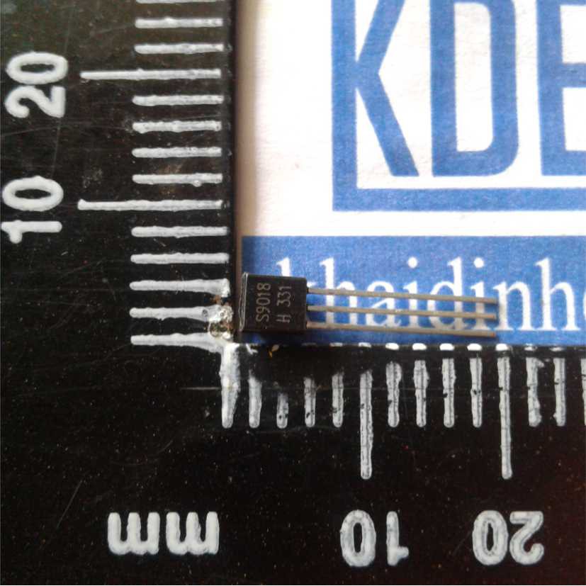 S9018 0.05A 30V NPN trans TO-92 (50 con) KDE0186