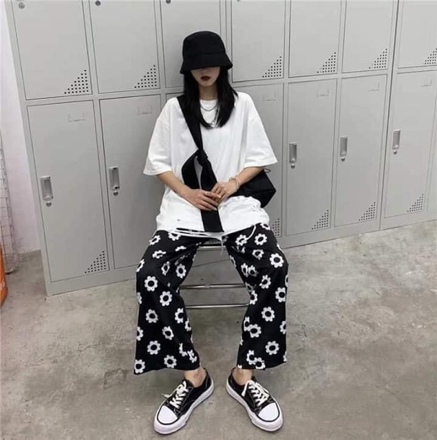 Quần Cartoon Hoa Đen/Cartoon Pant Ảnh Thật