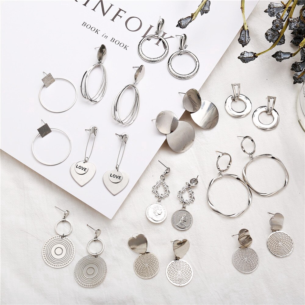 Khuyên Tai Nữ Trang Dáng Dài Tạo Hình Độc Đáo