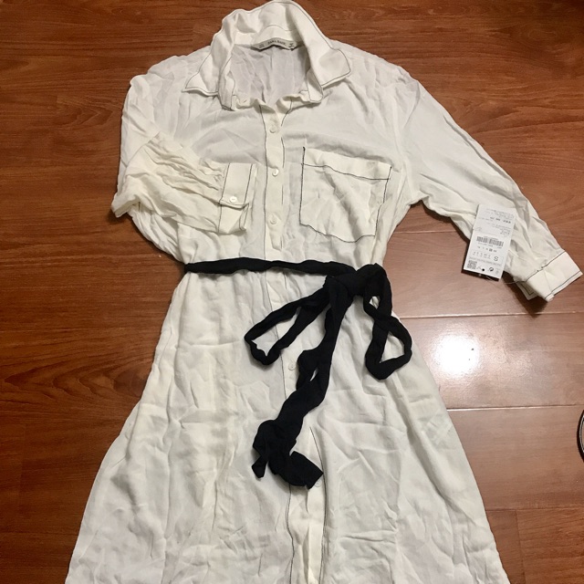 Đầm ZARA auth size s newtag