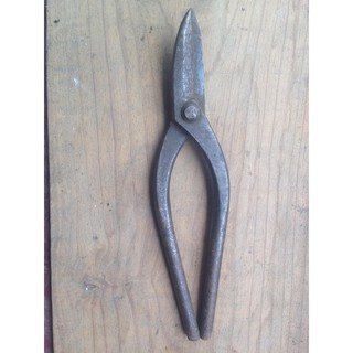 Kéo cắt tôn Nhật bãi