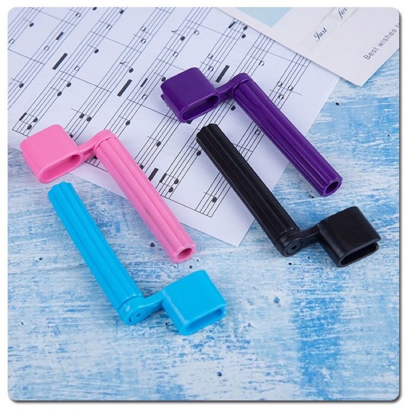 Dụng cụ tay quay thay dây, tháo chốt đàn guitar 2 trong 1