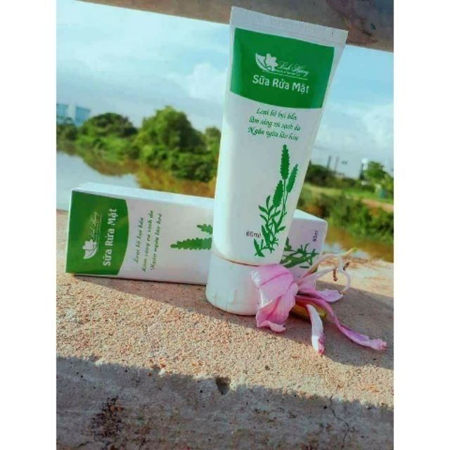 Sữa rửa mặt LH