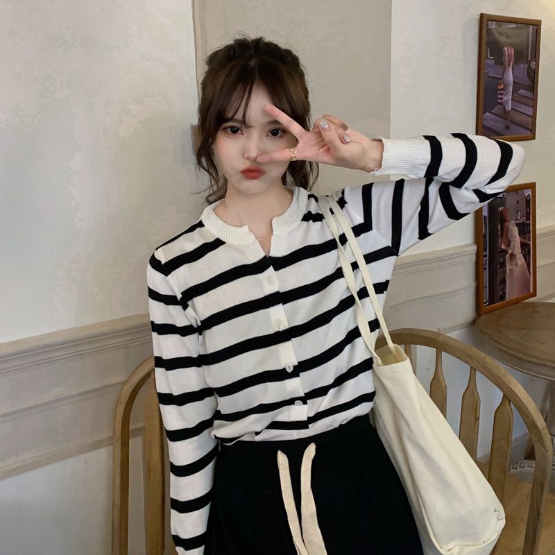 Áo Khoác Cardigan Dệt Kim Tay Dài Dáng Rộng Họa Tiết Kẻ Sọc Thời Trang Hàn Quốc Mới Cho Nữ