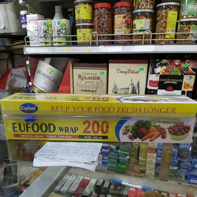 DATE MỚI Màng bọc thực phẩm Eufood 200 Size 30cm