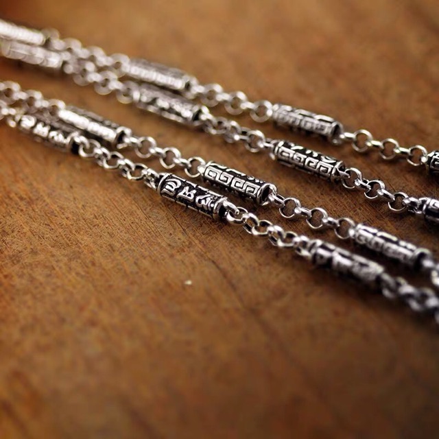 DÂY CHUYỀN KHẮC OM MANI PADME HUM TÂY TẠNG