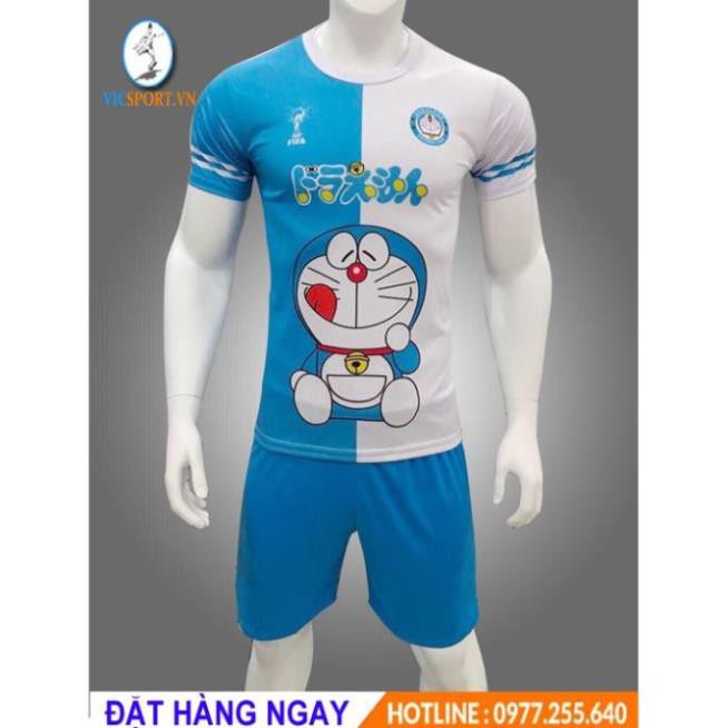 6/6 ÁO ĐÁ BANH DOREMON TRẮNG XANH CỰC ĐẸP * ་