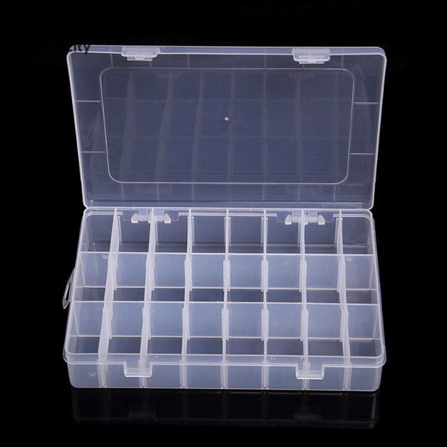 Hộp nhựa chia ô tháo rời được