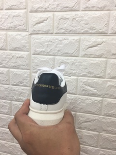 Sneaker mcqueen trắng