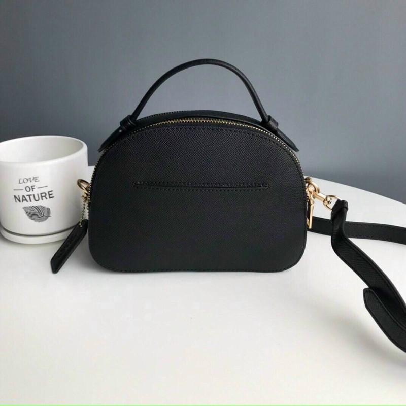 Túi dáng bầu xuất xịn xinh yêu