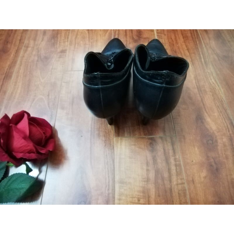 GIẦY BỐT NỮ CAO 7CM THANH LÝ