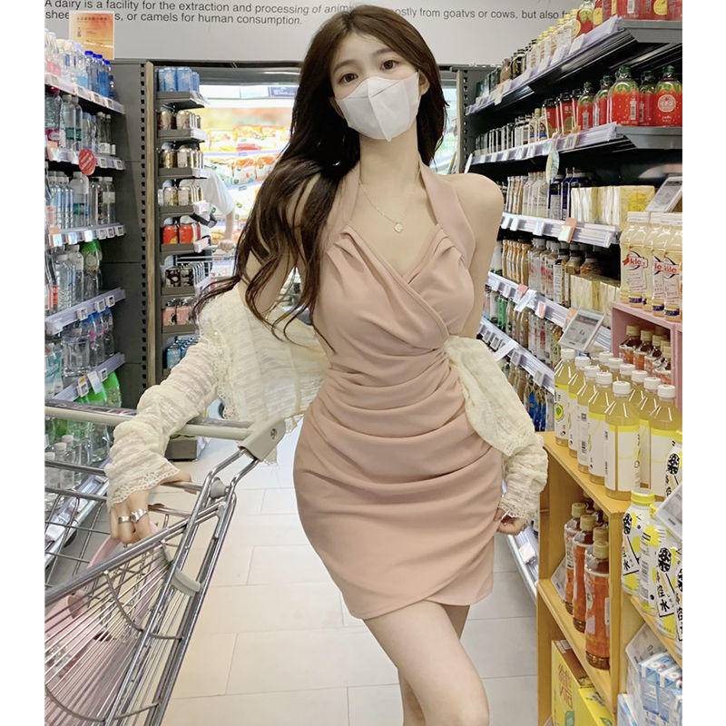 Đầm Cổ Treo Váy Có Dây Đeo Nữ Hot Girl Mỏng Che Thân Khí Chất Mới Mùa Hè