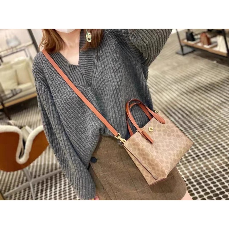 Túi xách nữ Coach willow tote size 24 sẵn sale