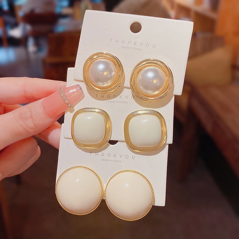 Bông Tai Hình Tròn Cỡ Lớn Bằng Resin Phong Cách Hàn Quốc Đơn Giản Thời Trang Cho Nữ