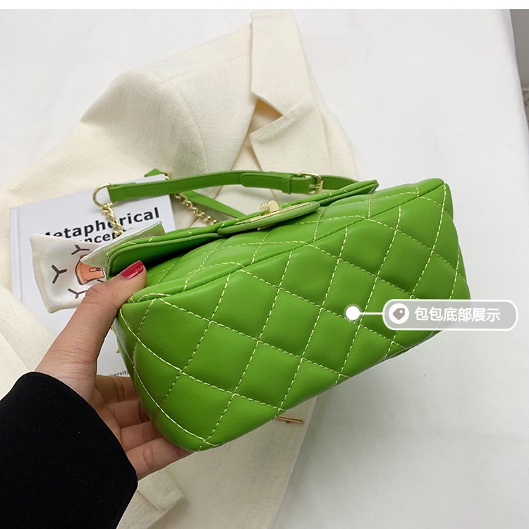 Túi Đeo Chéo Hình Vuông Nhỏ Thêu Họa Tiết Kẻ Sọc Phối Dây Xích Thời Trang Mùa Hè 2022 Mới Cho Nữ