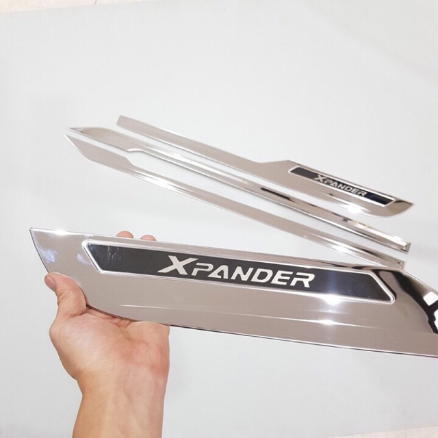 Nẹp sườn Xpander, ốp sườn xe Xpander 2018, 2019, 2020 mẫu inox cao cấp