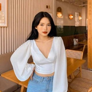 ÁO TRẮNG CROP CỘT NƠ LƯNG TAY PHỒNG