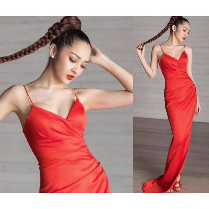 Đầm Đỏ Dạ Hội Hai Dây Cúp Ngực Xẻ Tà