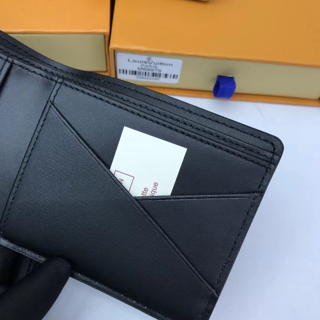 Sẵn sàng giao hàng Ví ngắn nam mới của Louis Vuitton LV có hộp