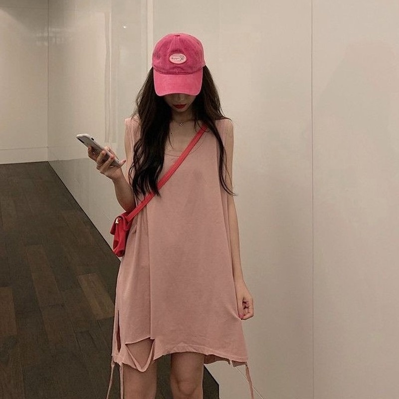 VVvn Áo Thun Sát Nách Dáng dàiform Rộng Thiếtkếxẻrách Phong Cá ch Hàn Quốc