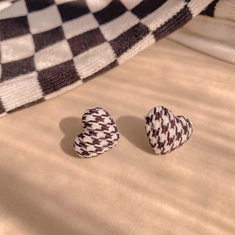 Khuyên Tai Nữ Novset / Bông tai Nữ Kiểu dáng KẺ ĐEN TRẮNG Sang Trọng