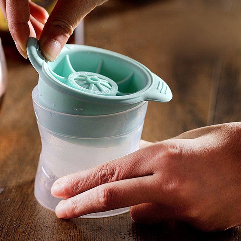 Khuôn Silicone Làm Đá Viên Hình Cầu Tiện Dụng