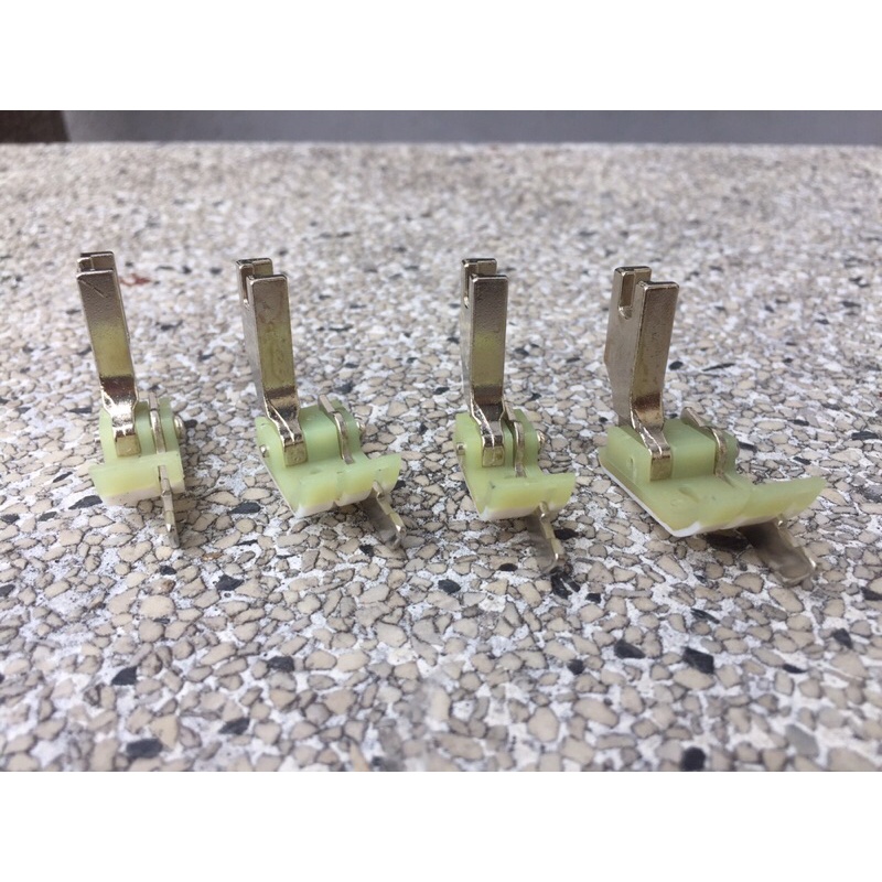 Chân vịt mí SP 18 nhựa ( chân vịt mí có gờ) sử dụng cho máy may công nghiệp 1 kim