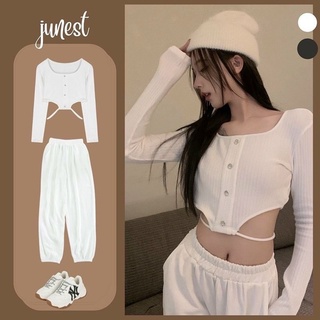 Áo croptop gân tay dài khoét eo phối dây