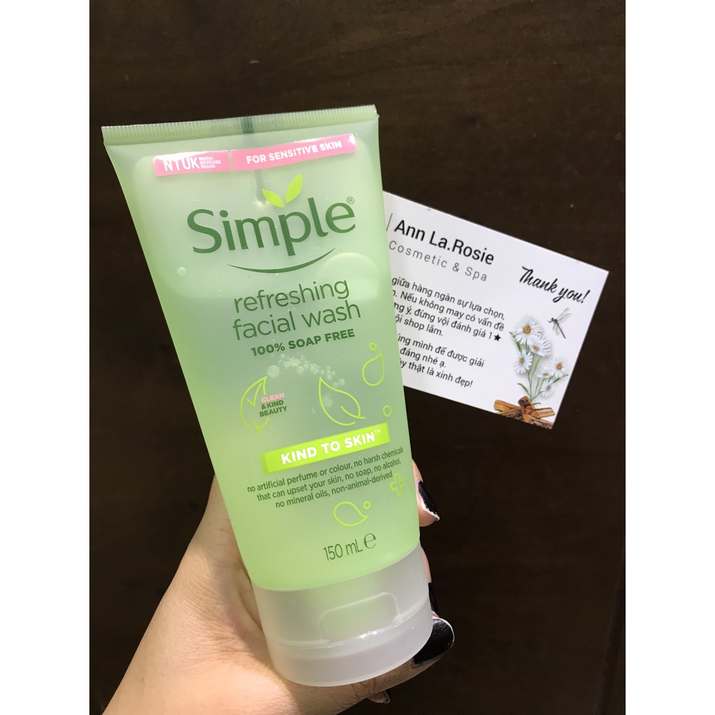 Sữa rửa mặt dạng Gel Simple Refreshing Facial Wash 150ml | BigBuy360 - bigbuy360.vn