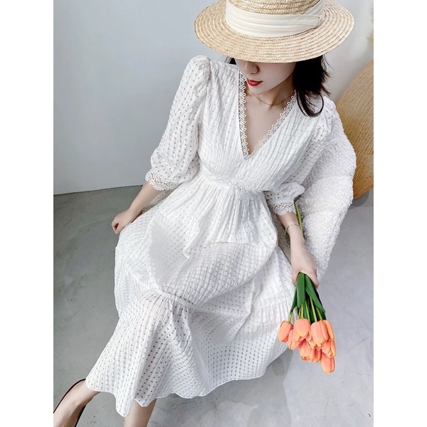 ĐẦM MIDI TRẮNG CỔ V REN Ô NHÍ TAY LỠ BO