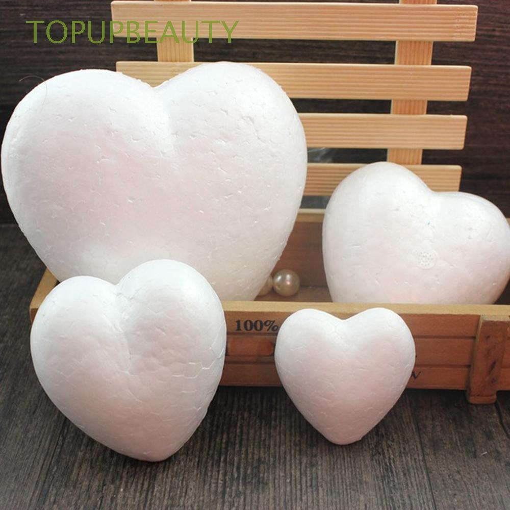 Mút xốp hình trái tim xinh xắn dùng trang trí buổi tiệc