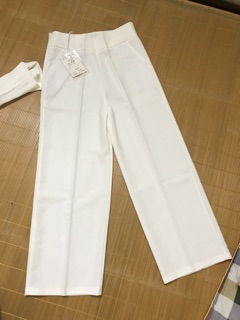 Set áo vest kẻ quần trắng