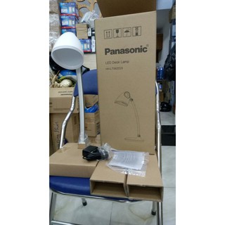 Đèn bàn Panasonic HH-LT062019