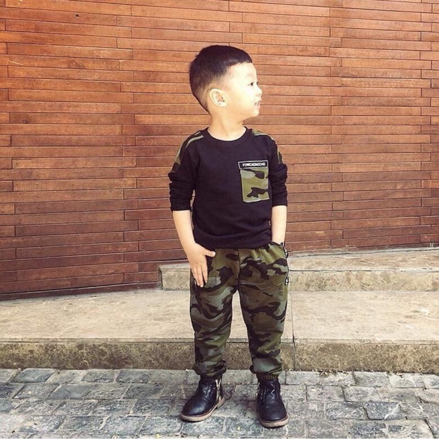 Bộ nguy bé trai