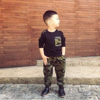 Bộ nguy bé trai