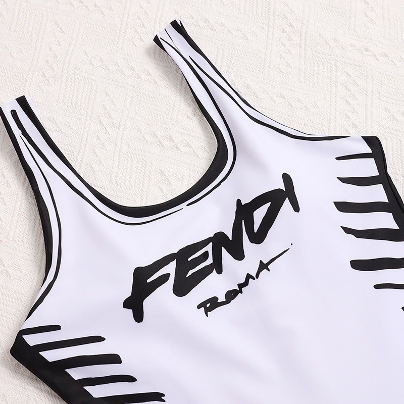 BIKINI TRẮNG SIÊU CẤP VIP HOTHIT