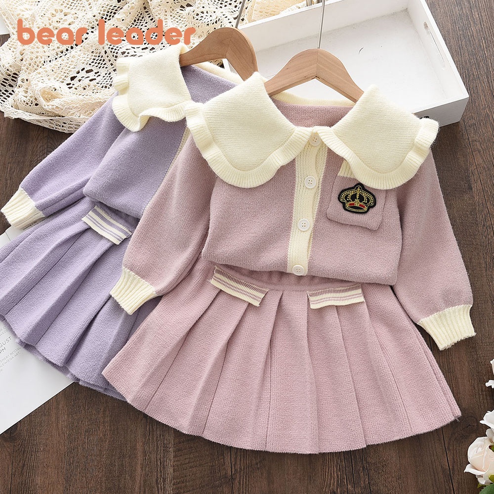 BEAR LEADER Bộ Áo Khoác Cardigan + Chân Váy 2 Món Thời Trang Thu Đông Mới Cho Bé Gái 2-6 Tuổi