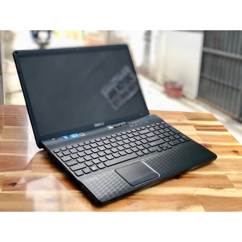 Laptop SONY VAIO PGC-71B11N