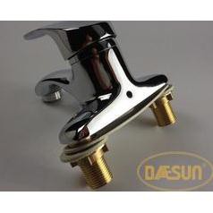 VÒI LAVABO NÓNG LẠNH 2 CHÂN DAESUN DS 322 .