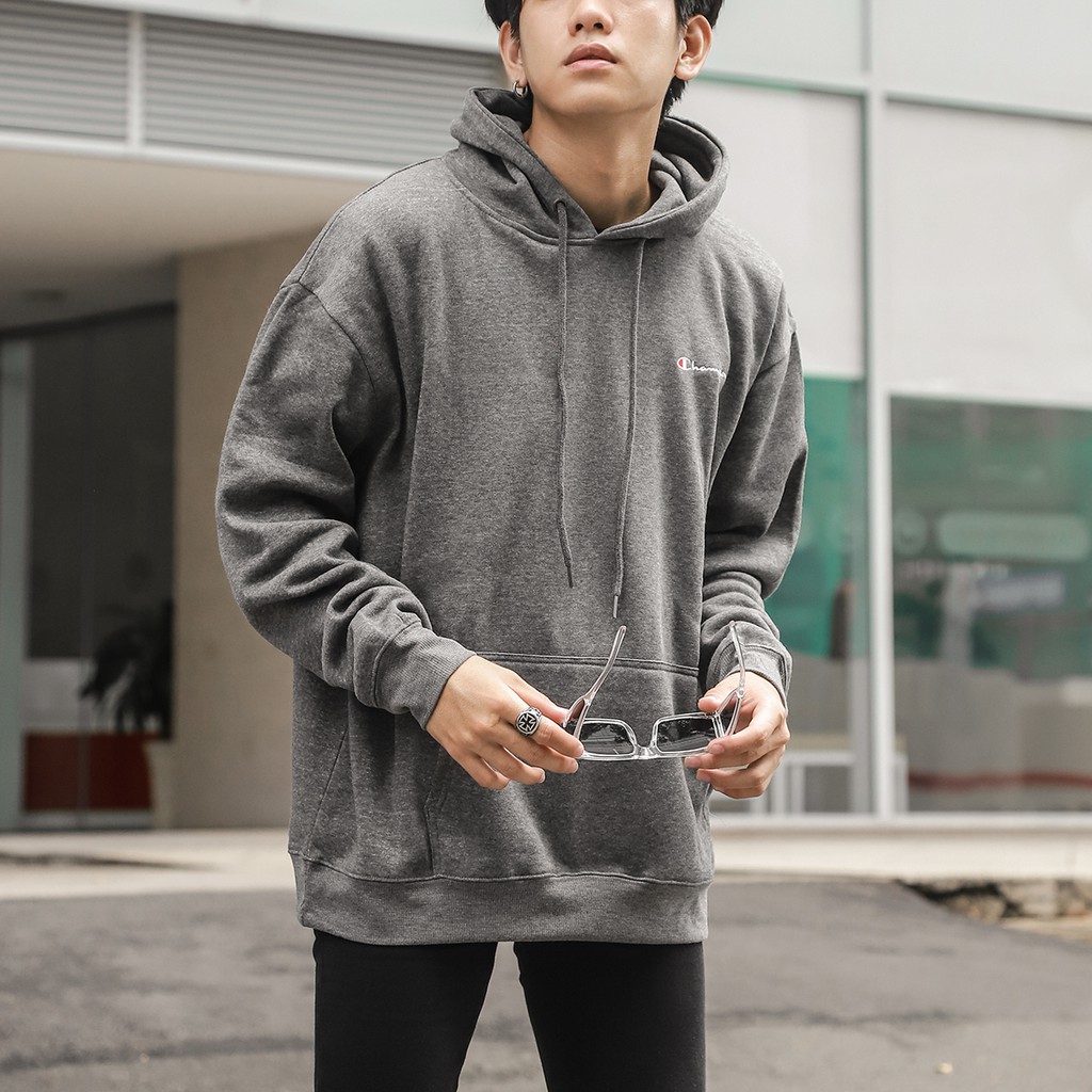 Áo Hoodie Thêu Logo Champion Sắc Nét Phía Trước-Chất Vải Nỉ Bông Cotton-Form Rộng Rãi Unisex Nam Nữ-Màu Xám Đậm