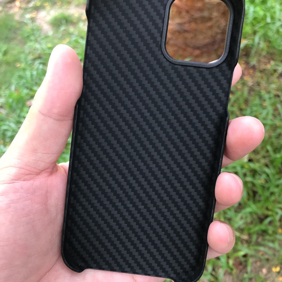 Ốp Điện Thoại Sợi Carbon Siêu Mỏng Cứng Bảo Vệ Camera Cho iPhone 12