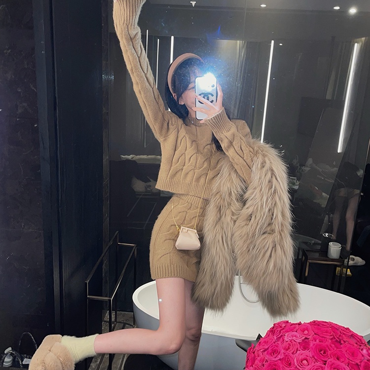 Bộ Áo sweater Dệt Kim Phối Chân Váy Ôm Hông Thời Trang Thu Đông 2022