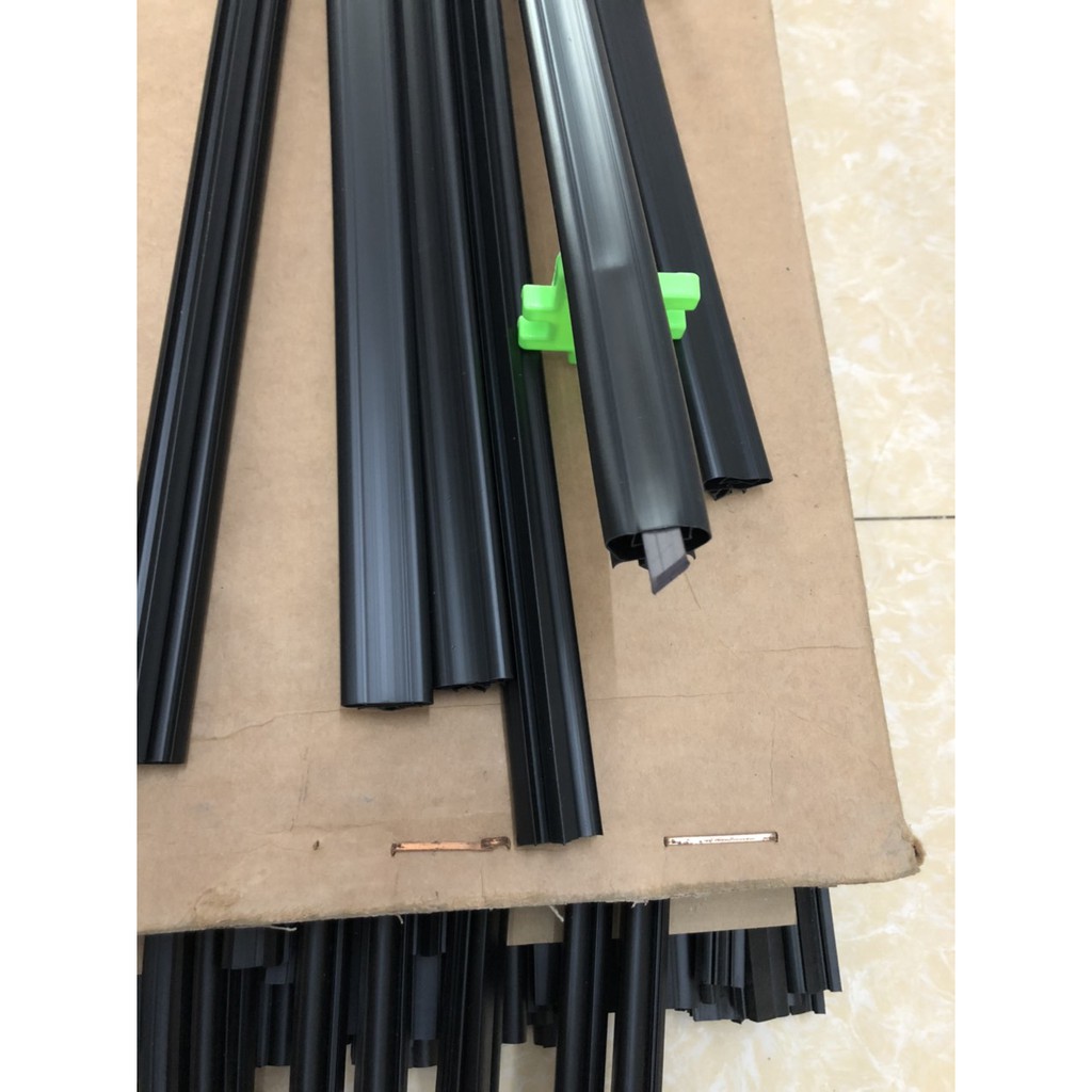 Ron tủ lạnh công nghiệp loại gài 2,5m màu đen