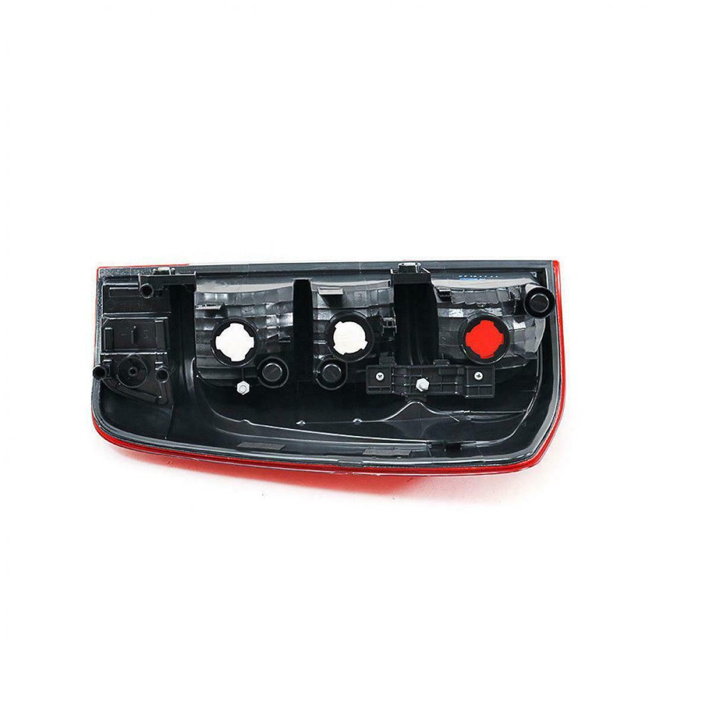 Đèn hậu Navara NP300 đời 15 đến 18 -tặng vòng xoay hương hoa